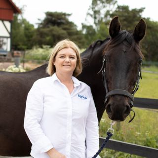 Anette Graf med häst