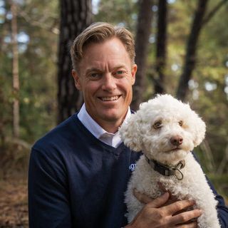 David Haak, vd Agria med hund