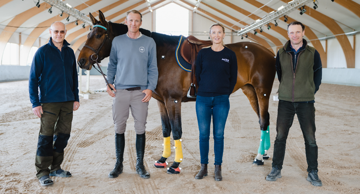 Teamet bakom barfotaprojektet - Lars Roepstorff, Peder Fredricson, Agnes Fabricius och Staffan Lidbeck.