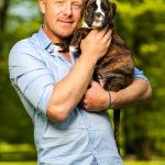 Fredrik Steen med valp.