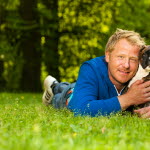 Fredrik Steen med valp.
